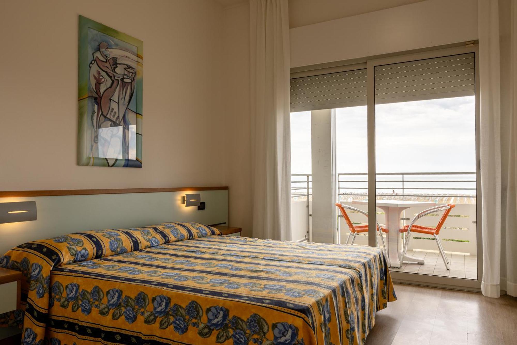 Hotel Continental Caorle Esterno foto